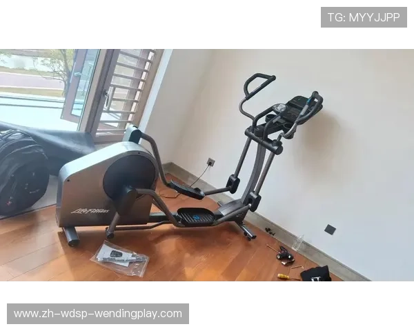 晚上适合练习的健身器材类型及使用建议